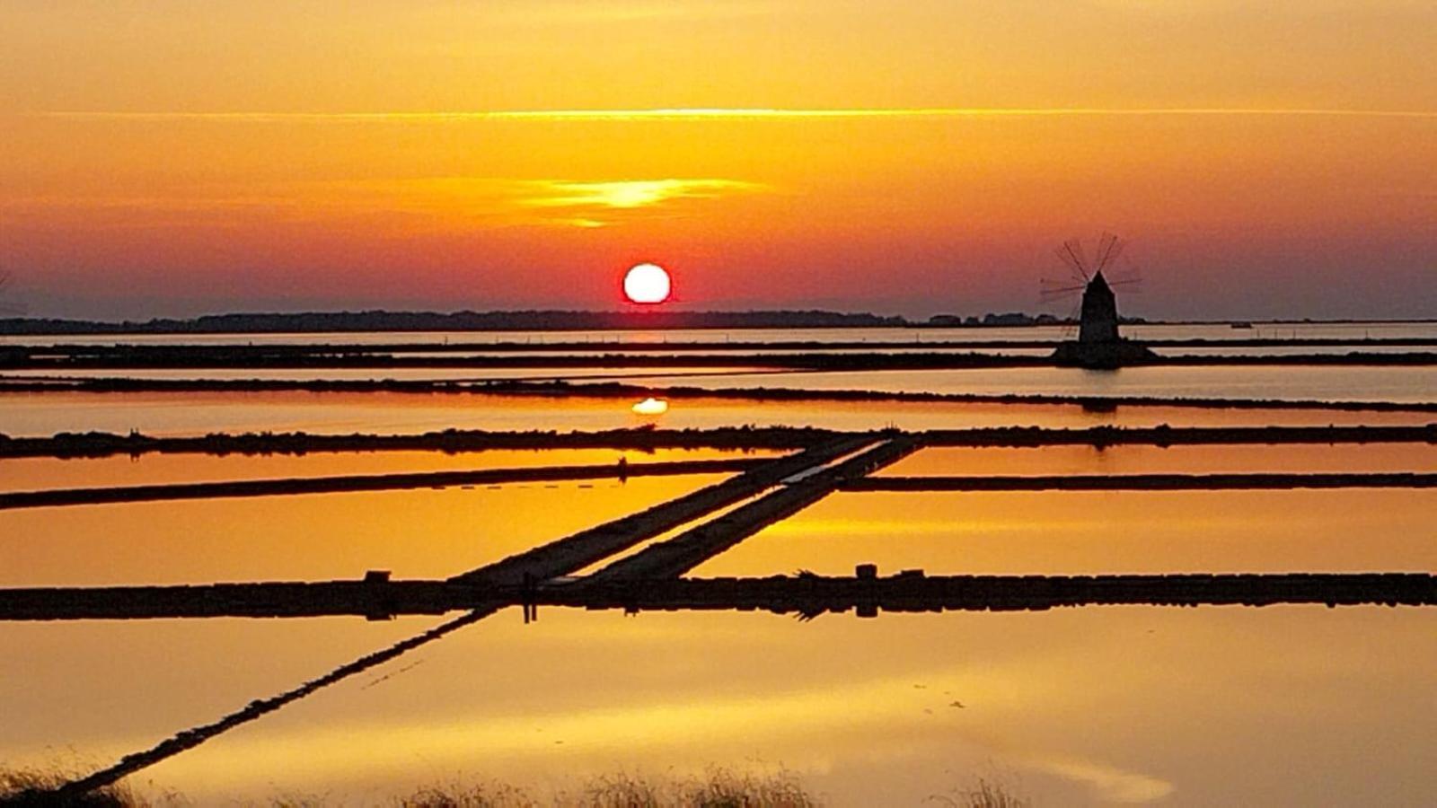 Casa Vacanze Lo Stagnone Da Rosita Marsala Eksteriør bilde